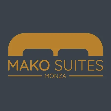 Mako - Centro E Stazione * מונצה